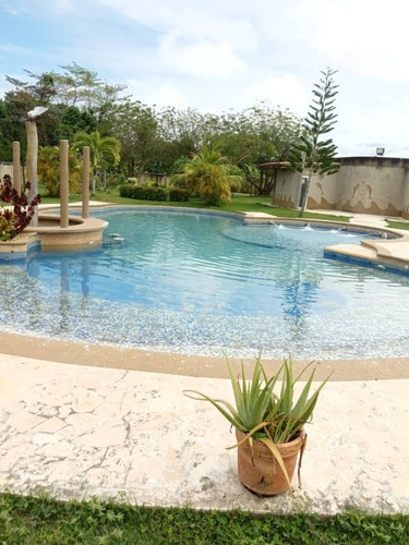 Imagen 18 de 19 de Casas En Alquiler Vacacional Higuerote