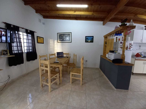 Impecable Chalet 3 Amb Amoblado En 91 E/ 6 Y 7 Mar Del Tuyu