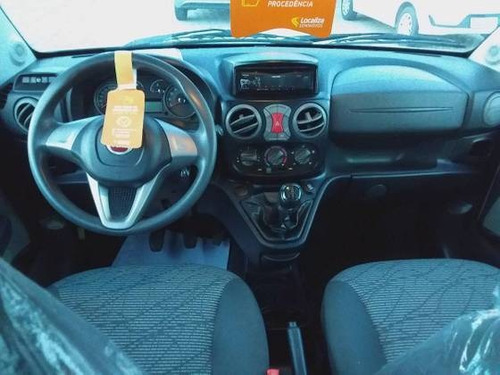 Imagem 3 de 9 de Fiat Doblò 1.8 Mpi Essence 7l 16v Flex 4p Manual