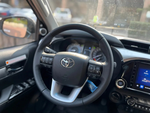 Toyota Hilux 2.8 Srx Diésel 4X4 Aut