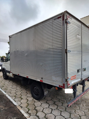 Imagem 8 de 9 de Iveco Hr 35s14 Cs Ano 2015 / No Baú 4,40 Mts.