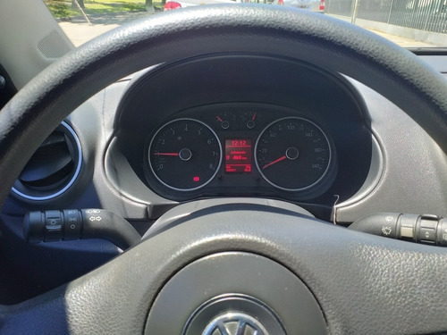 Volkswagen Voyage 1.6 Comfortline 101cv 2013