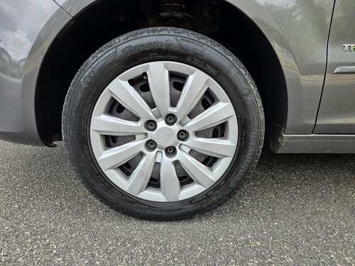 Volkswagen Fox 1.0 Vht Tretotal Flex 5P