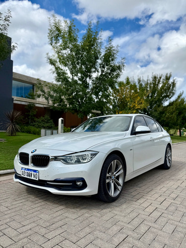 BMW Serie 3 3.0 330i Sedan Sport Line 252cv