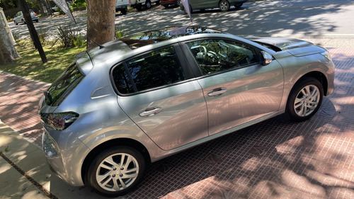 Imagen 4 de 25 de Peugeot 208 Active Pack 1.6 Am24