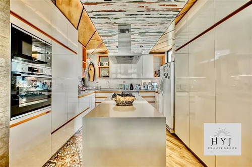 Moderna Arquitectura!! En Condominio Los Rios
