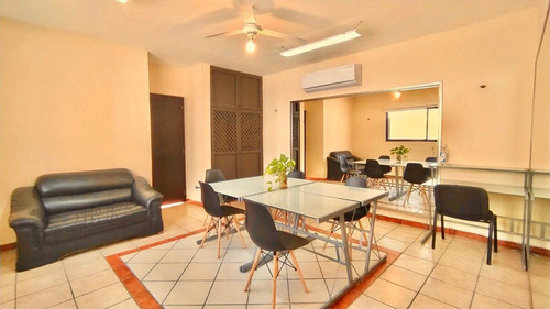 Espectacular Casa En Itzimna Ideal Oficinas O Vivienda (fvc-1463)