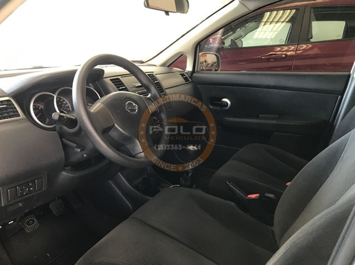 Imagem 6 de 8 de Nissan Tiida 1.8 S 16v 2013
