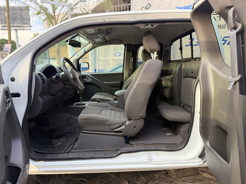 Nissan Frontier 4.0 Pro-4x V6 4x4 At