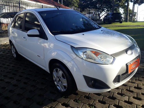 Ford Fiesta 1.6 MPI CLASS SEDAN 8V FLEX 4P MANUAL