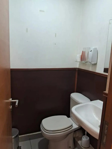 Venta Oficina San Fco De Asis / 100mt2/ Costanera Norte