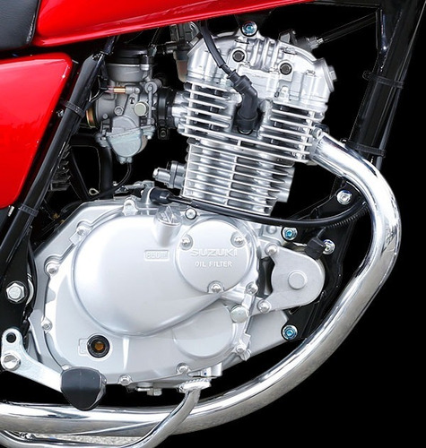 Imagen 3 de 15 de Suzuki Gn 125 F Negro Suzuki Agronomia Vs