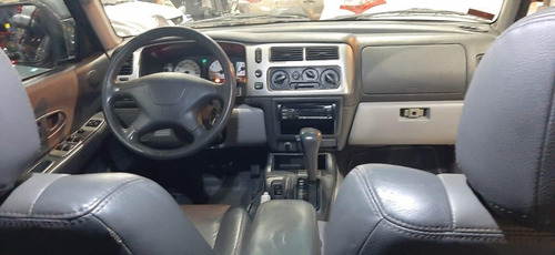 Imagem 8 de 12 de Pajero Hpe 2005