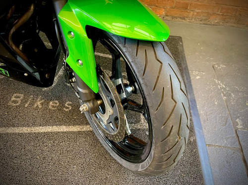Kawasaki Ninja 300