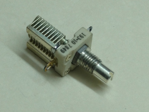 Capacitor Trimmer De Aire 28pf A 2,5pf Marca Johnson (Usado)