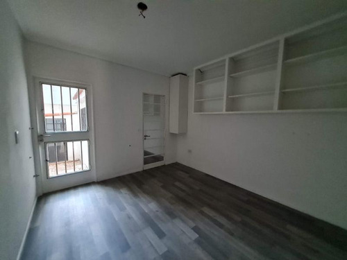 Sobre Bv. Oroño 900 Rosario Alquiler Apto Consultorios Oficinas Local Impecable, Con Patio