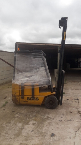 Autoelevador Electrico Bateria A Revisar Y Cargador