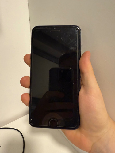 Iphone 8 S Plus 64 Gb Usado En Buen Estado Gris Oscuro (Usado)