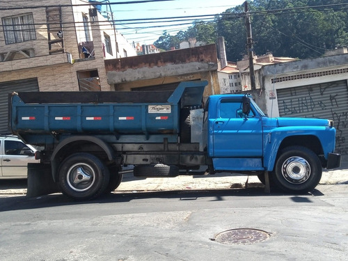 Imagem 2 de 4 de F600 Ano 73 Basculante