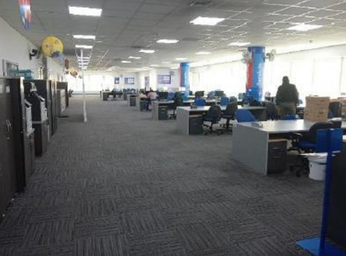 Excelente Oficina En Ciudad Empresarial Huechuraba
