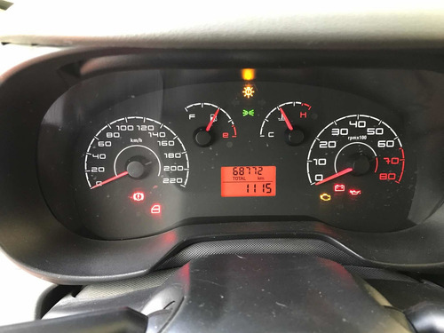 Fiat Punto 2012 1.4 Attractive Flex 5p