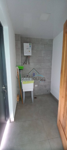 Imagen 13 de 21 de Apartamento En Alquiler En Piso 9 Torre De Urb. Thomén Awpa02