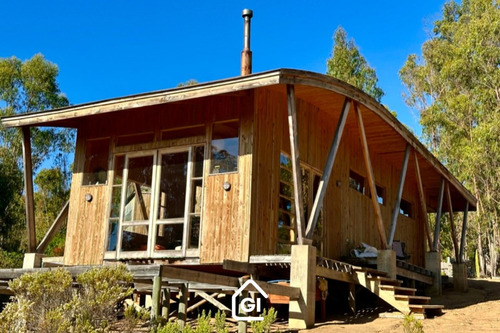 Casa En Tunquén Con Vista Al Mar, Bosque Y Diseño Único