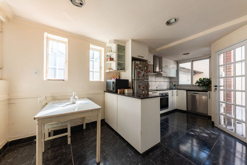 Venta Casa 5 Ambientes + Depto En Villa Martelli