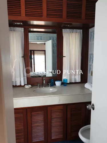 Casa En Solanas, 5 Dormitorios