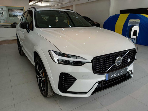 Imagen 7 de 25 de Volvo Xc60 B6 Inscription