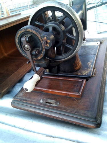 Antigua Maquina Coser Naumann Manual A Manija (Usado)
