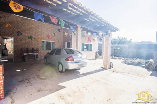 Imagem 1 de 11 de Casa No Bairro Vila Peruíbe Em Peruíbe - 3734