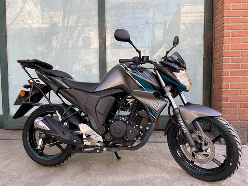 Imagen 1 de 8 de Yamaha Fz Si 150cc 2018 Usada Excelente Estado.