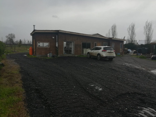 Gran Oportunidad 5.000 M2, Con 2 Casas Terminadas Una