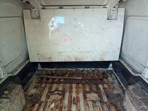 Imagen 10 de 12 de Ford Courier Furgón Oportunidad