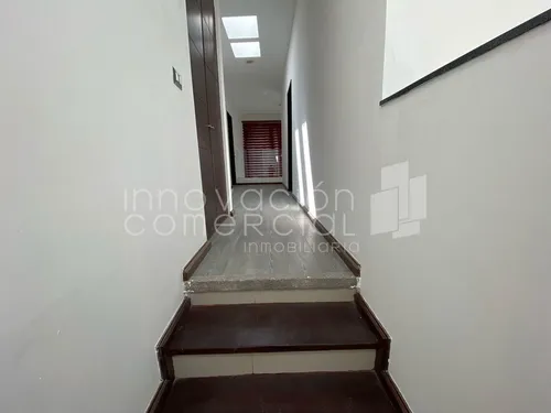 Casa En Real De Juriquilla Con Una Vista Espectacular, Cerca De Caseta De Vigila