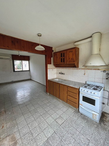 Oportunidad De Inversión- Departamento 3 Ambientes En Planta Baja Y Con Renta, Luján Buenos Aires