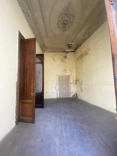 Imagen 5 de 18 de Oportunidad - Casa De Altos Con Gran Potencial Muy Proxima Plaza Independencia