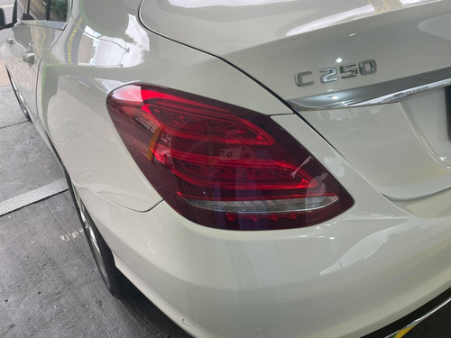 Imagem 10 de 10 de Mercedes-benz Classe C C 250 Avantgarde 2018