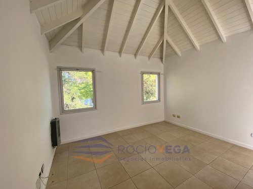 Venta De Casa En Country Banco Provincia Francisco Álvarez Moreno