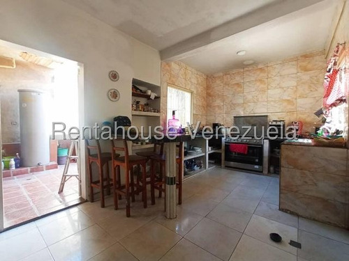 Ab Tu Hogar Ideal En Ciudad Alianza, Guacara Te Espera! Rent-a-house Te Ofrece Una Oportunidad Única De Adquirir Una Espaciosa Casa En La Codiciada Urbanización Privilegiada En La Ciudad De Guacara