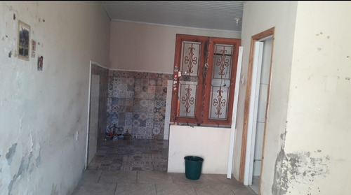 Vendo Casa De 1 Dormitório / Ponto Bom Para Comércio