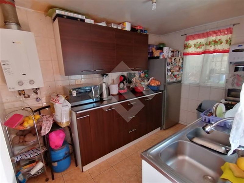 Imagen 4 de 12 de Casa En Venta De 4 Dorm. En Maipú