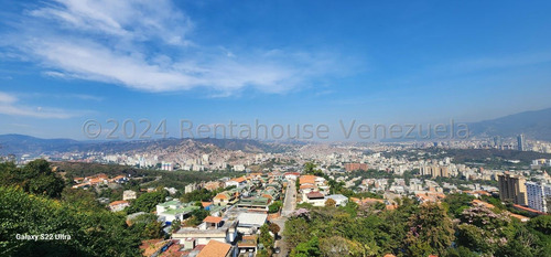 400m2 De Terreno Y 400m2 De Construccion Casa A La Venta En Colinas De Santa Monica, Vista Espectacular De Caracas Cocina Remodelada, Mls#24-19812