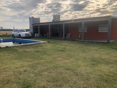 Hermosa Vivienda Con Pileta A La Venta Ubicada En Maximo Paz Moradas De Maximo.