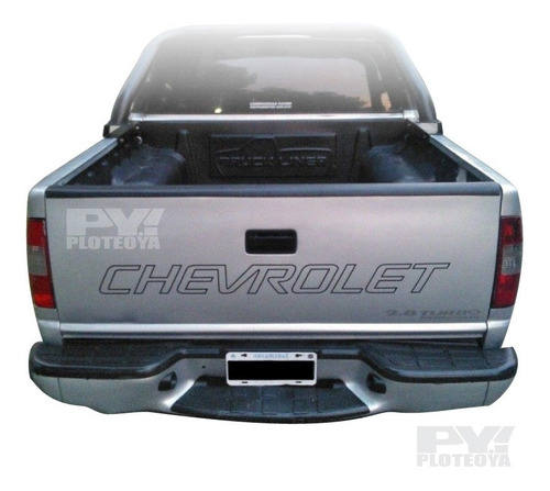 Calco Porton Chevrolet S10 2001 2002 2003 2004 - Ploteoya!