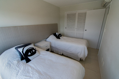 Imagen 12 de 24 de Venta Apartamento Tunquelen I, Playa Mansa Parada 7 , Punta Del Este, Vista Al Mar
