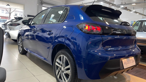 Imagen 11 de 25 de Peugeot 208 Feline Tiptronic