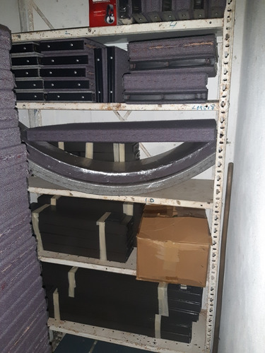 Solo $250 Todo 8 Cubiculos Escritorios Armables Drywall (Usado)