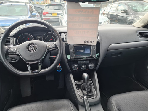 Volkswagen Jetta Highline At 2016
